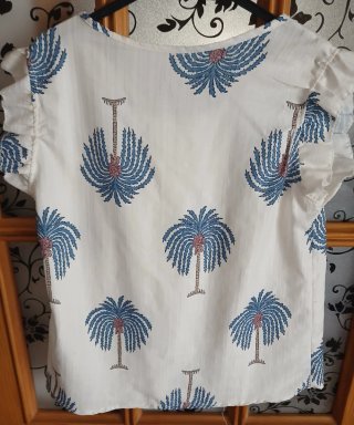 Camiseta estampada palmeras talla M