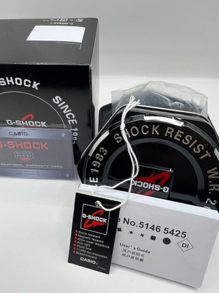 Casio G-SHOCK Blanco y Azul