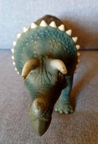Kenner 1993 Jurassic Park Triceratops vintage