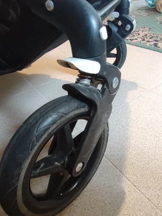 Bugaboo Fox+3 capotas+saco invierno+protectorLluvi