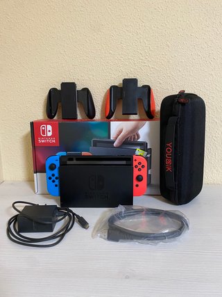 Nintendo Switch Azul y Rojo + Accesorios