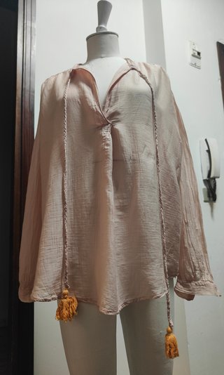 Blusa Souvenir rosa antico con nappe