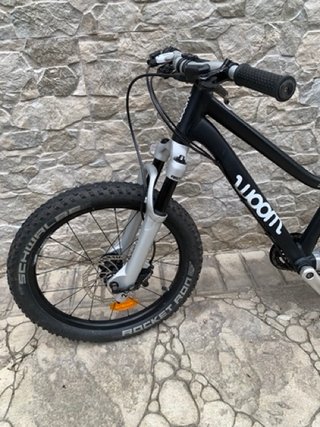 Bicicleta WOOM OFF 4 AIR 20" Frenos Hidráulicos