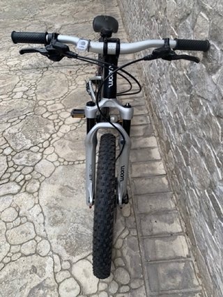 Bicicleta WOOM OFF 4 AIR 20" Frenos Hidráulicos