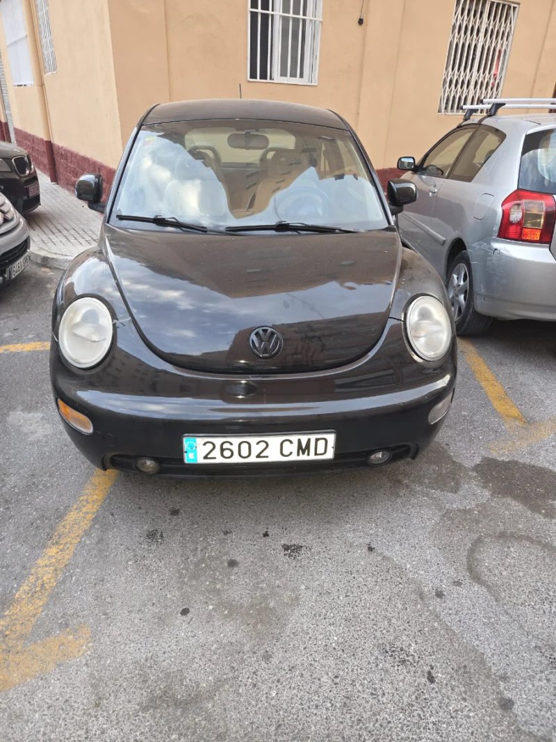 Volkswagen Beetle 2004 - foto 1