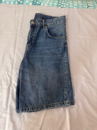 Pantalón corto vaquero Pull and Bear Talla 40