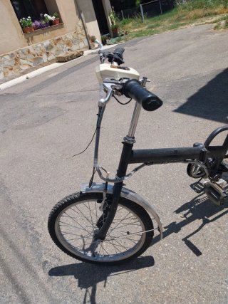 Bicicleta Eléctrica Negra