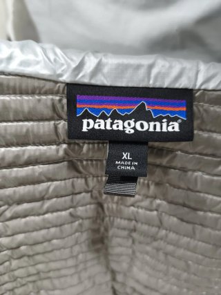 Plumífero Patagonia Gris Talla XL