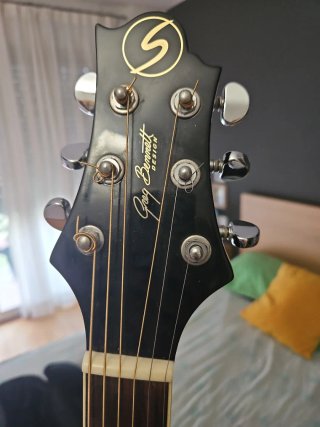Guitarra Acústica Negra