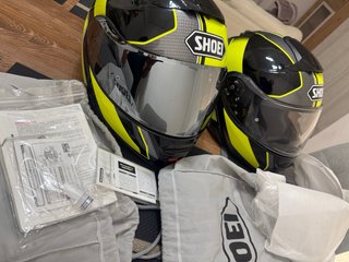 Pareja Cascos Shoei Neotec 2 + Sena SRL2
