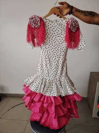 Vestido de flamenca blanco y rosa