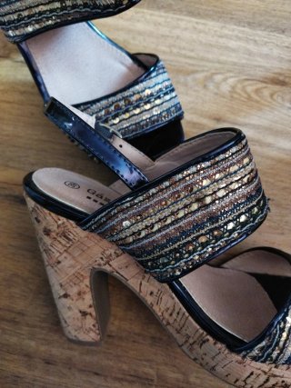 Sandalias N. 39