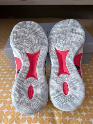 Nike Sabrina 3