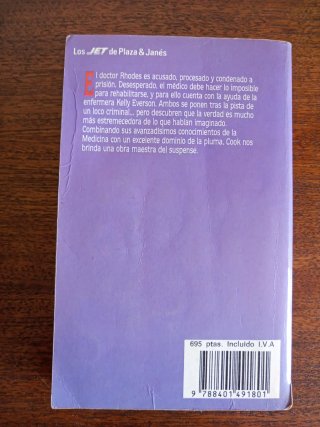 Novelas de ciencia ficción y terror.