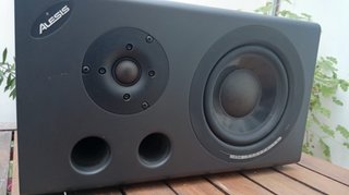 Monitores de estudio Alesis M1 Mk2 (Pareja)