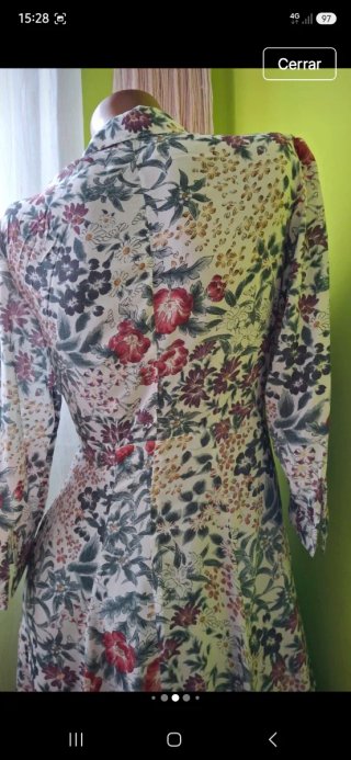 Vestido largo floral Zara
