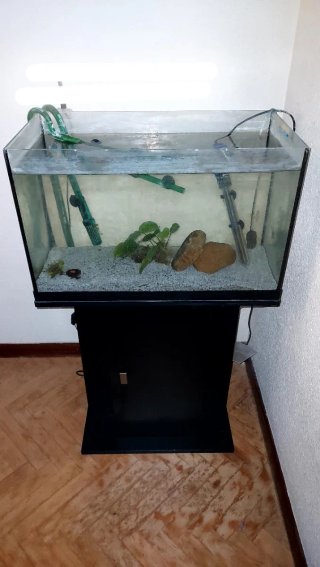 Mueble para acuario. Muy buen estado.