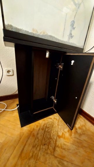 Mueble para acuario. Muy buen estado.