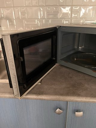 Microondas Cecotec en buen estado