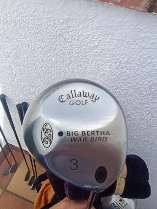 Juego de palos de golf Callaway. Están en Chiclana