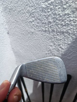 Juego de palos de golf Callaway. Están en Chiclana