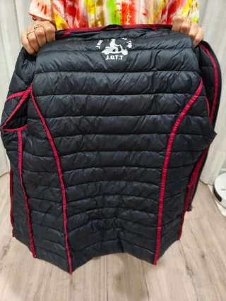 Plumífero Jott Negro Talla M
