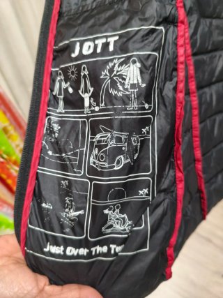 Plumífero Jott Negro Talla M