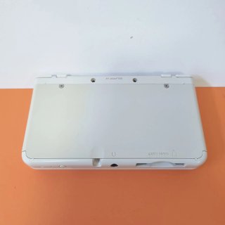 CONSOLE NINTENDO NEW 3DS BIANCO CON CAVO + PENNINO