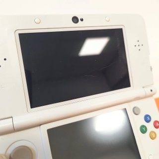 CONSOLE NINTENDO NEW 3DS BIANCO CON CAVO + PENNINO