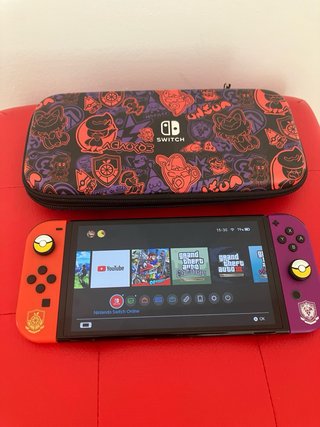 Nintendo Switch OLED Edizione Pokémon Scarlatto e