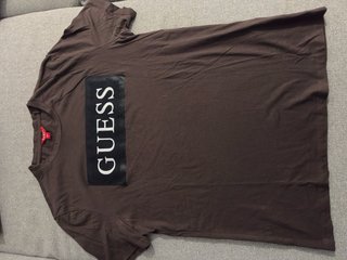 Camiseta Guess Hombre Marrón