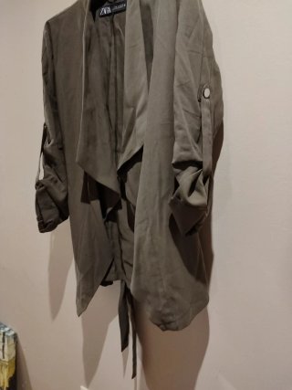 Chaqueta Zara Talla Única Verde Oliva