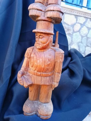 Antigua talla doble madera soldados. Pieza única.