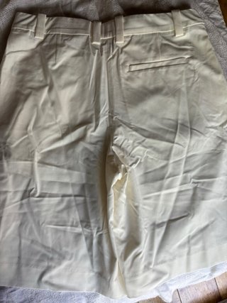 Bermudas crema H&M talla 38 precio original 25.99