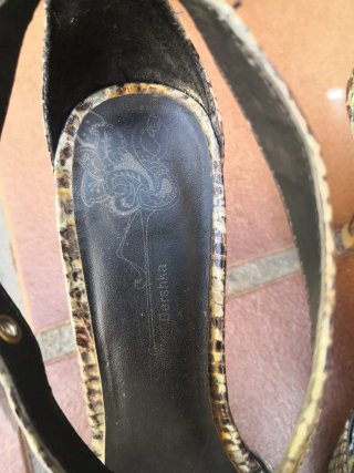 Sandalias de tacón piel serpiente