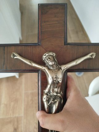 Crucifijo de pared madera y metal