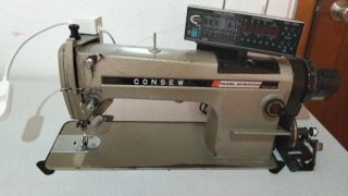 Máquina  Singer 842 remalladora y plana Daewo auto