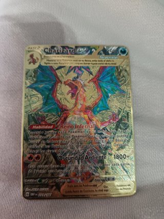 Carta Pokémon metálica