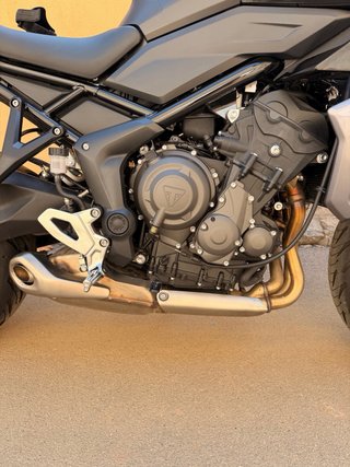 Triumph Tiger 660 - Como Nueva, con garantia