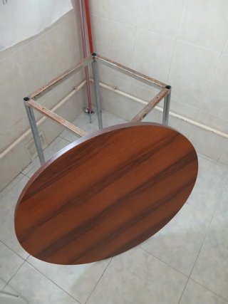 Mesa redonda madera y metal