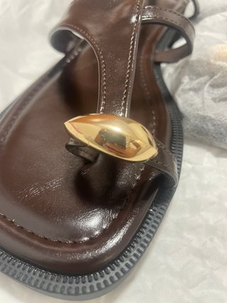 Sandalias Shein Marrón y Dorado