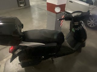Kymco Like 49cc Scooter Negra