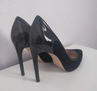 Tacones stilettos negros