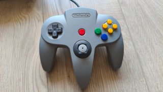 Consola Nintendo 64 Negra + 2 Mandos + 4 juegos