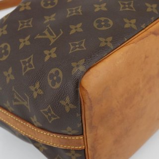 LOUIS VUITTON Monogram Petit Noe Shoulder Bag