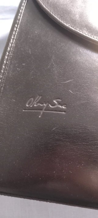 Bolso de mano negro