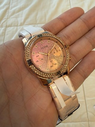 Reloj Guess Dorado Mujer