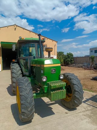 Tractor John Deere 3340