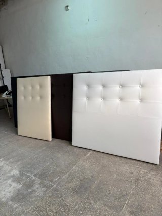Canapés de madera