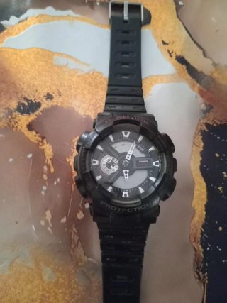 Reloj Casio G-Shock Negro y Plateado